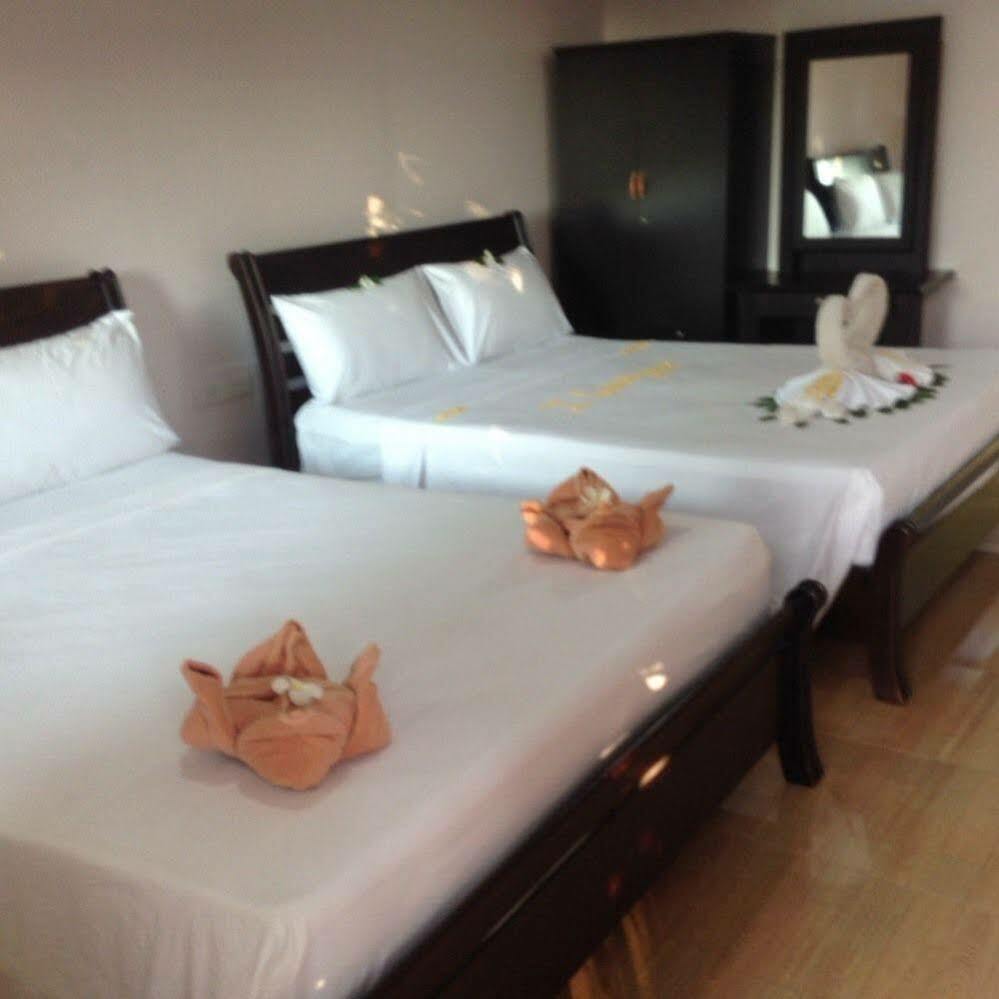 Jungle Hill Hotel 3*