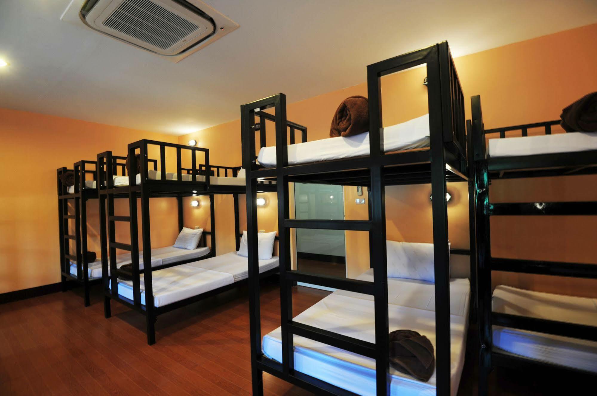 Hostel Twin Palms