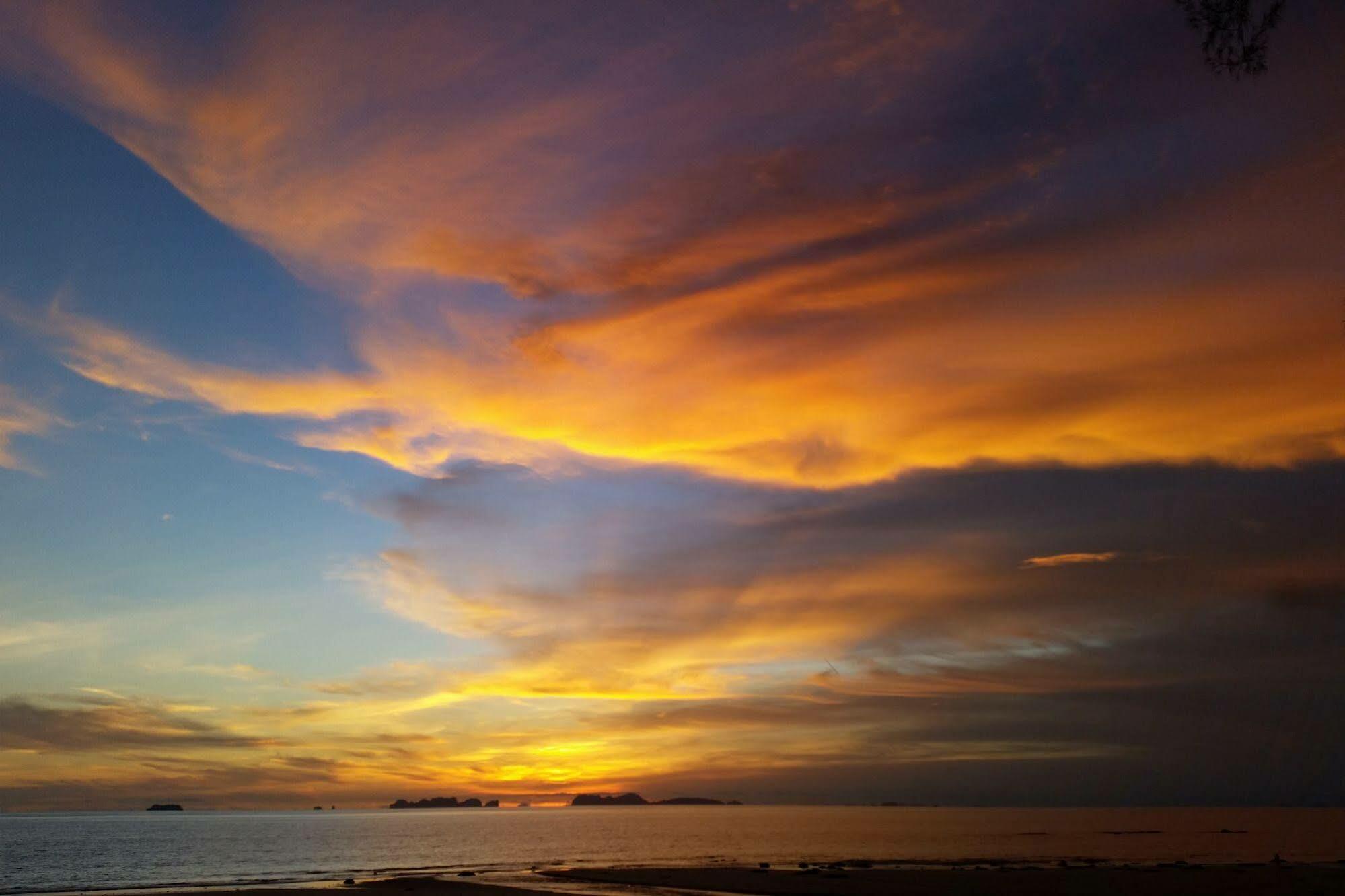 Lanta Castaway 3* Koh Lanta