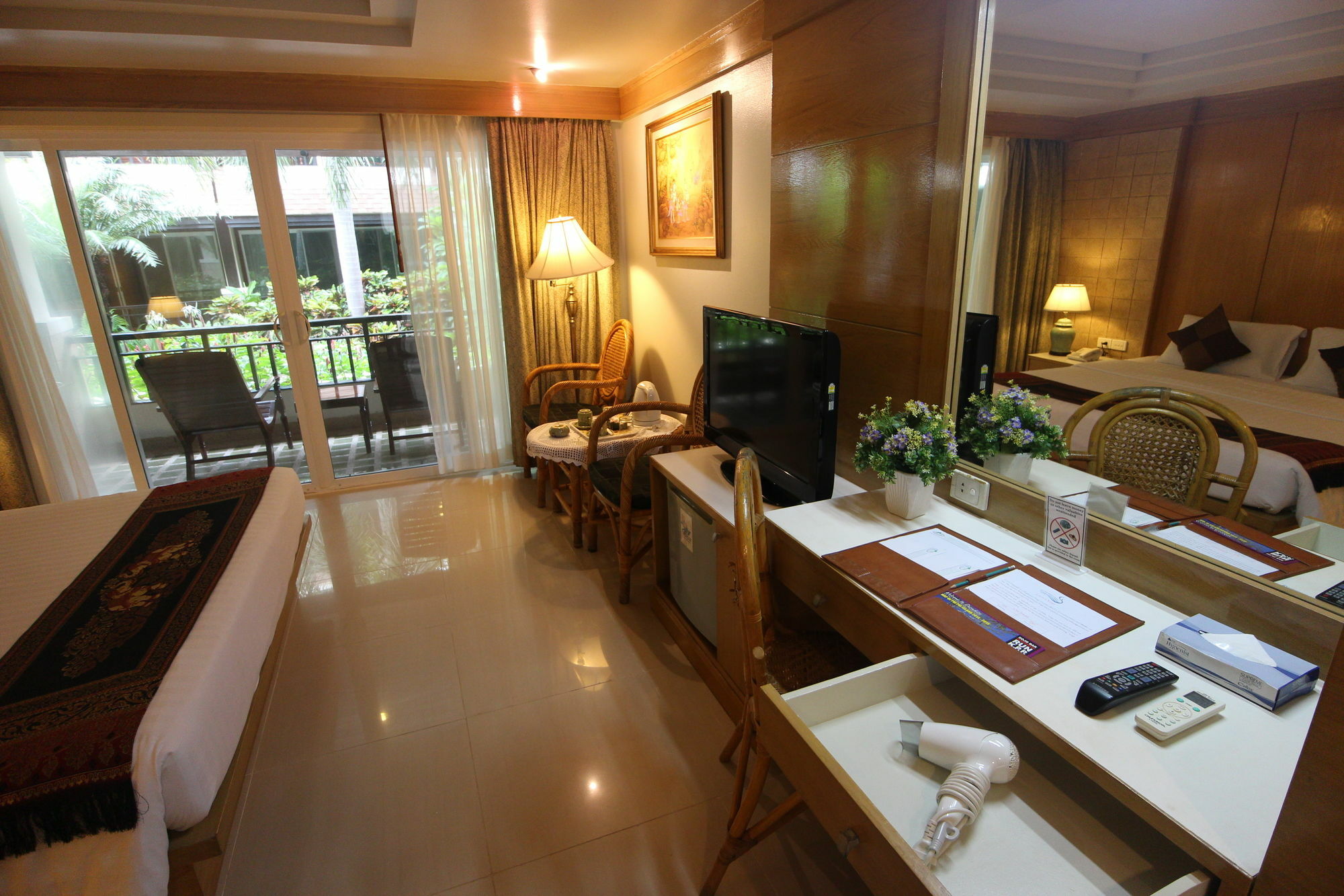 Banyan 3* Phi Phi Don