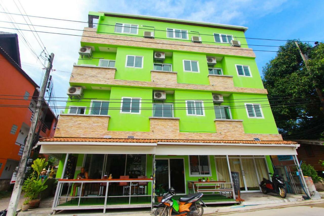 Lucky House Hostel *