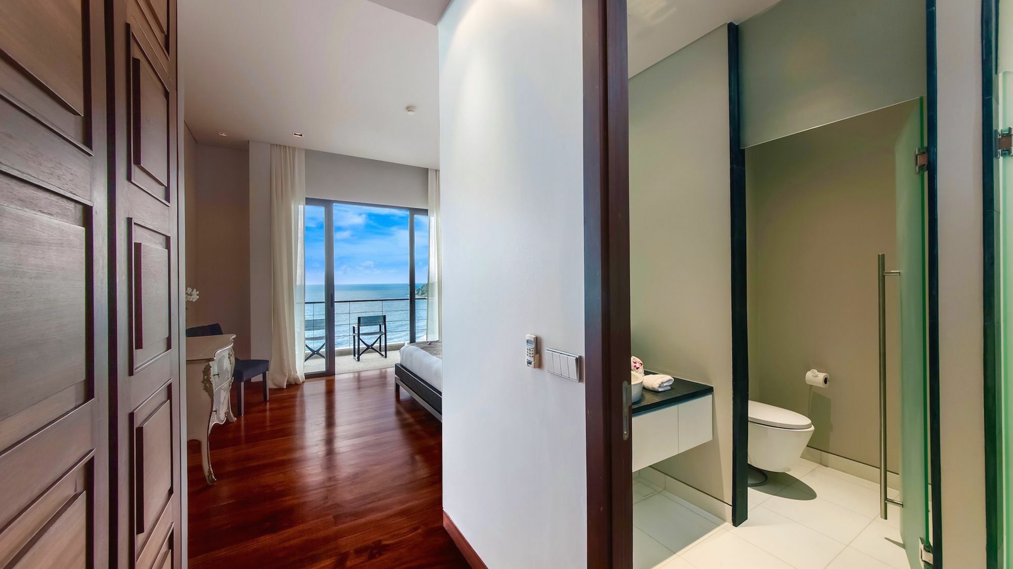 Paradiso * Layan Beach (Phuket)