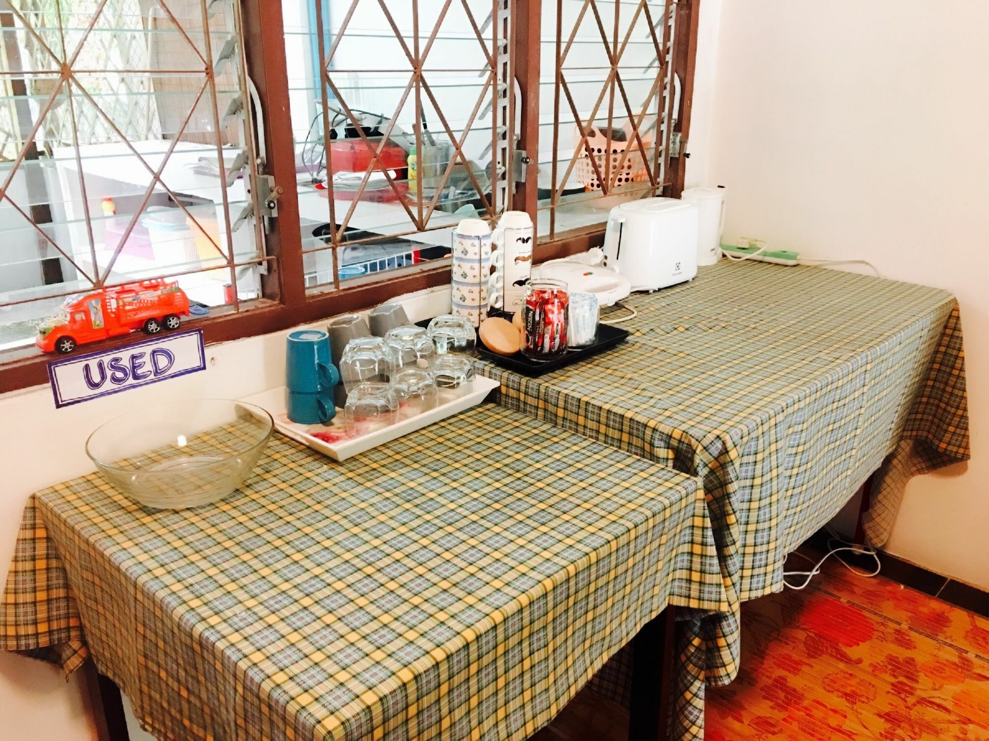 Lanta Friendly House