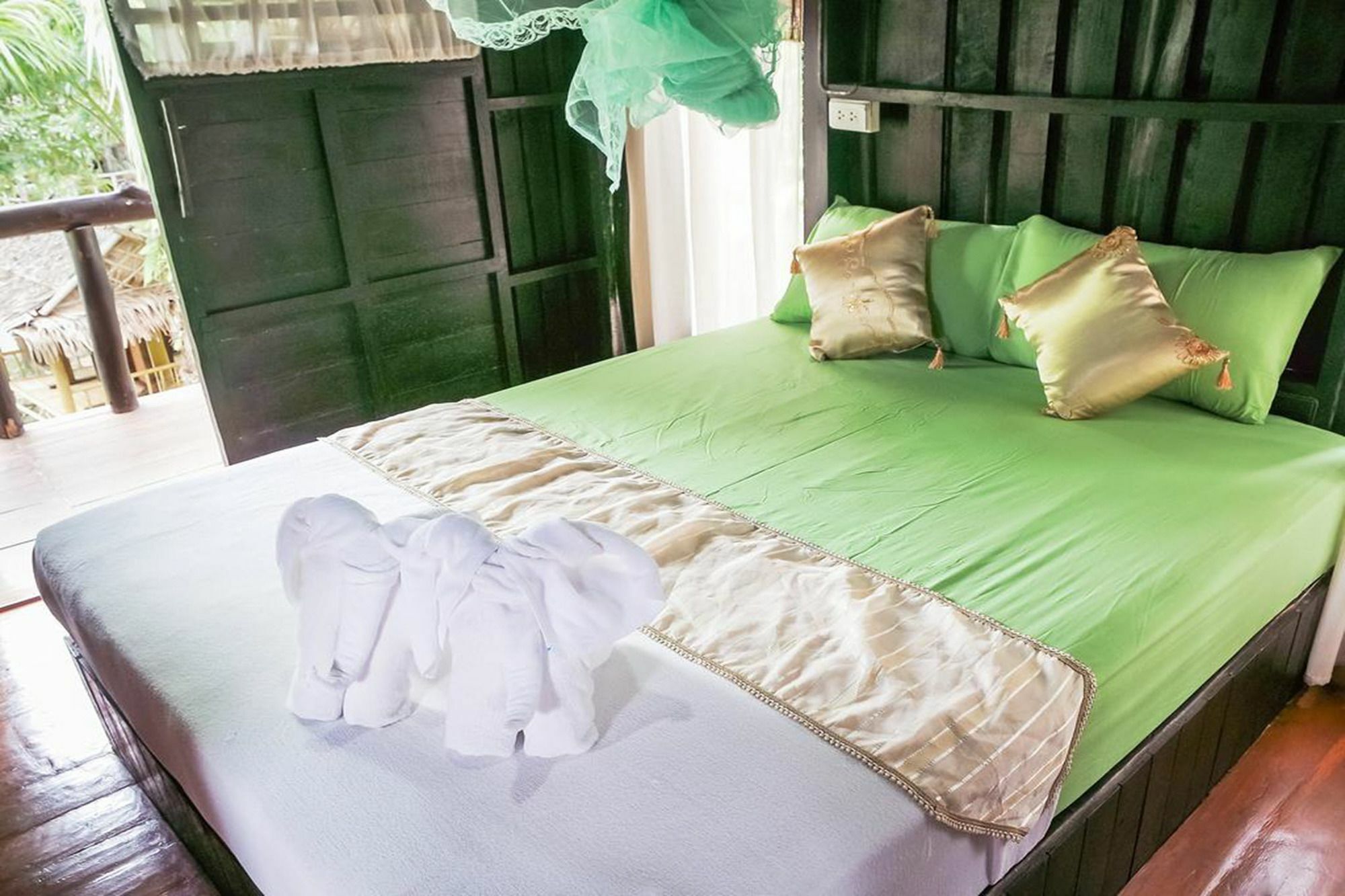 Resort Leaf House Sha Approved Koh Lanta