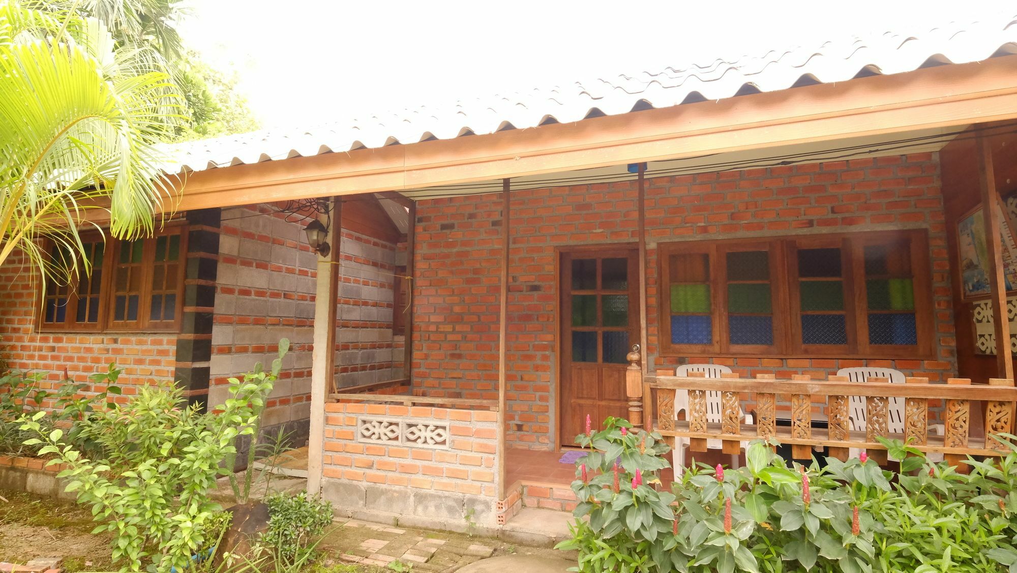 Lanta Valom Buri