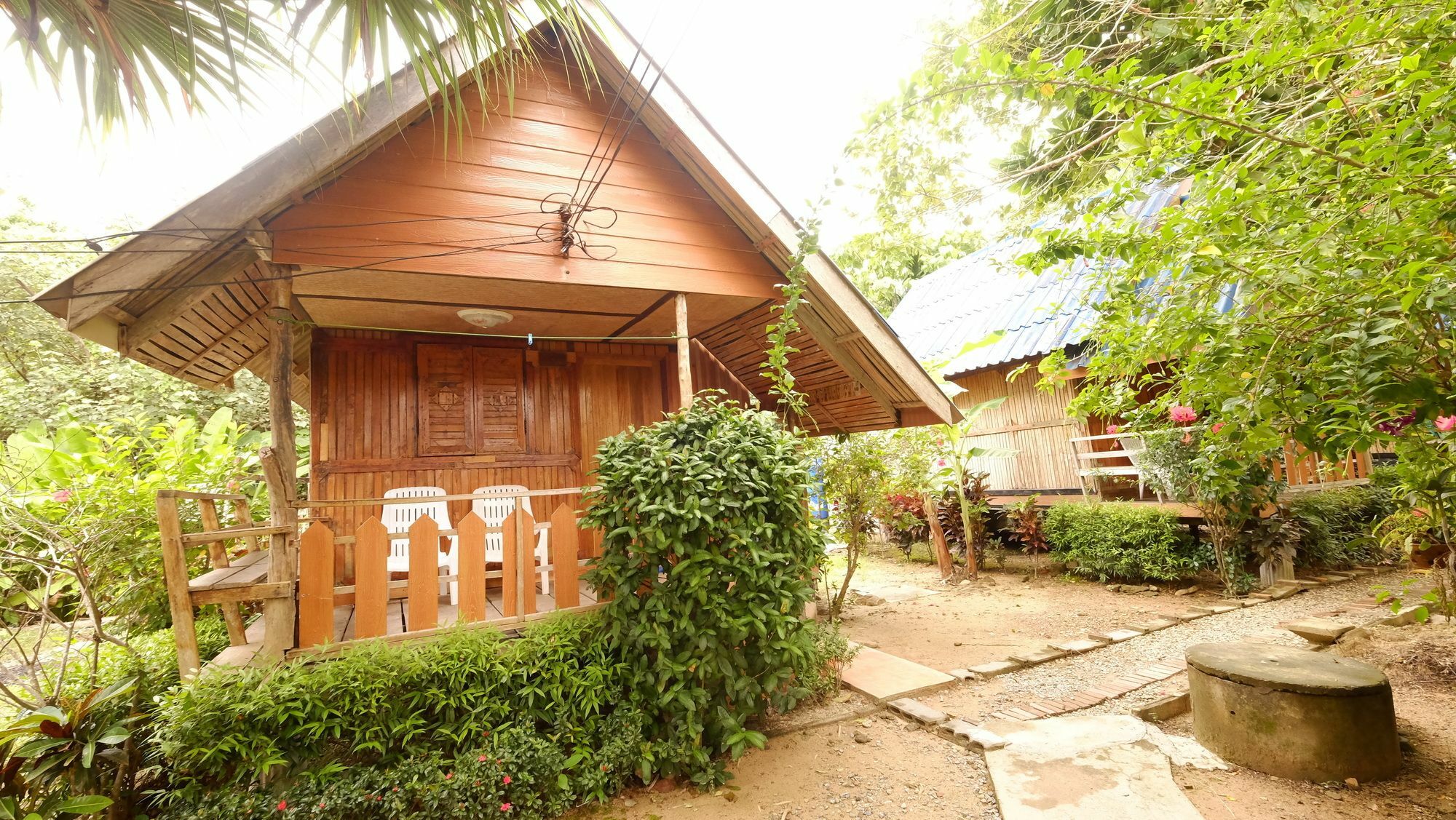 Lanta Valom Buri * Koh Lanta