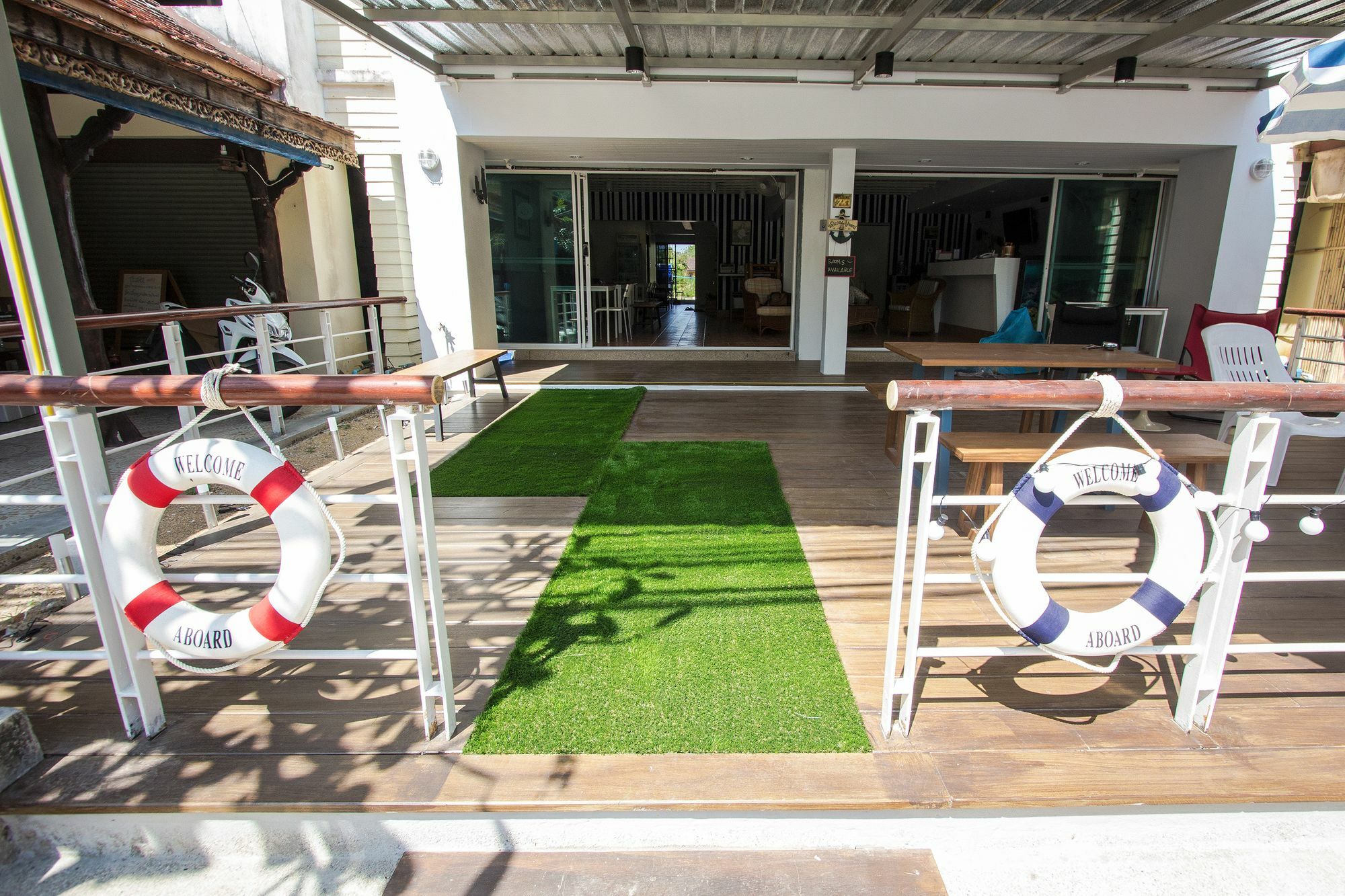 Nautical & Seashell House Bed & Breakfast Khao Lak