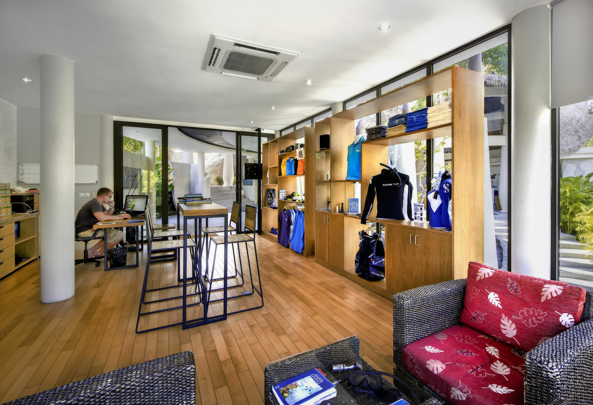 Jamahkiri Dive & 5* Koh Tao