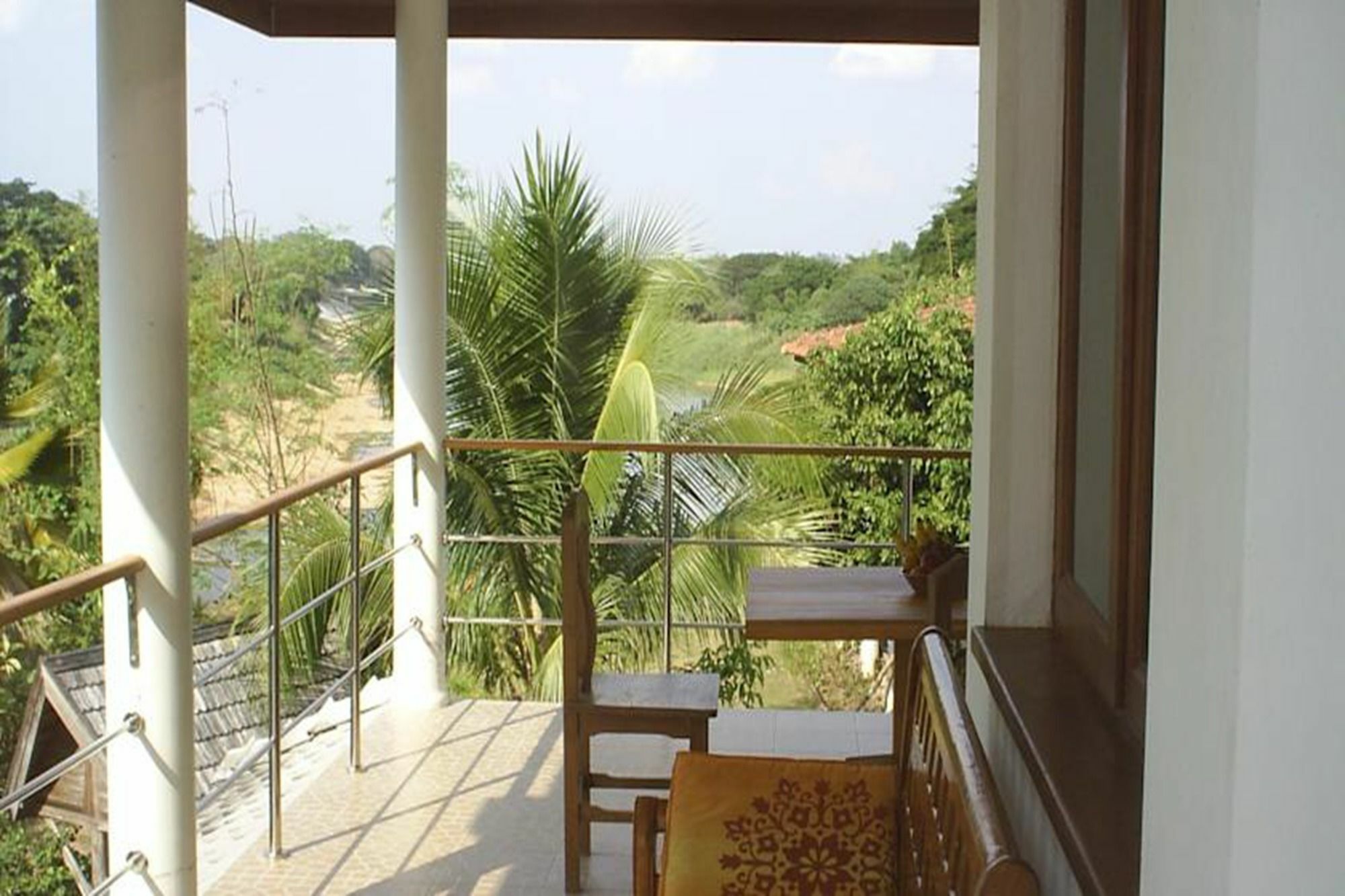 Homestay Ban Rim Nam Riverside *