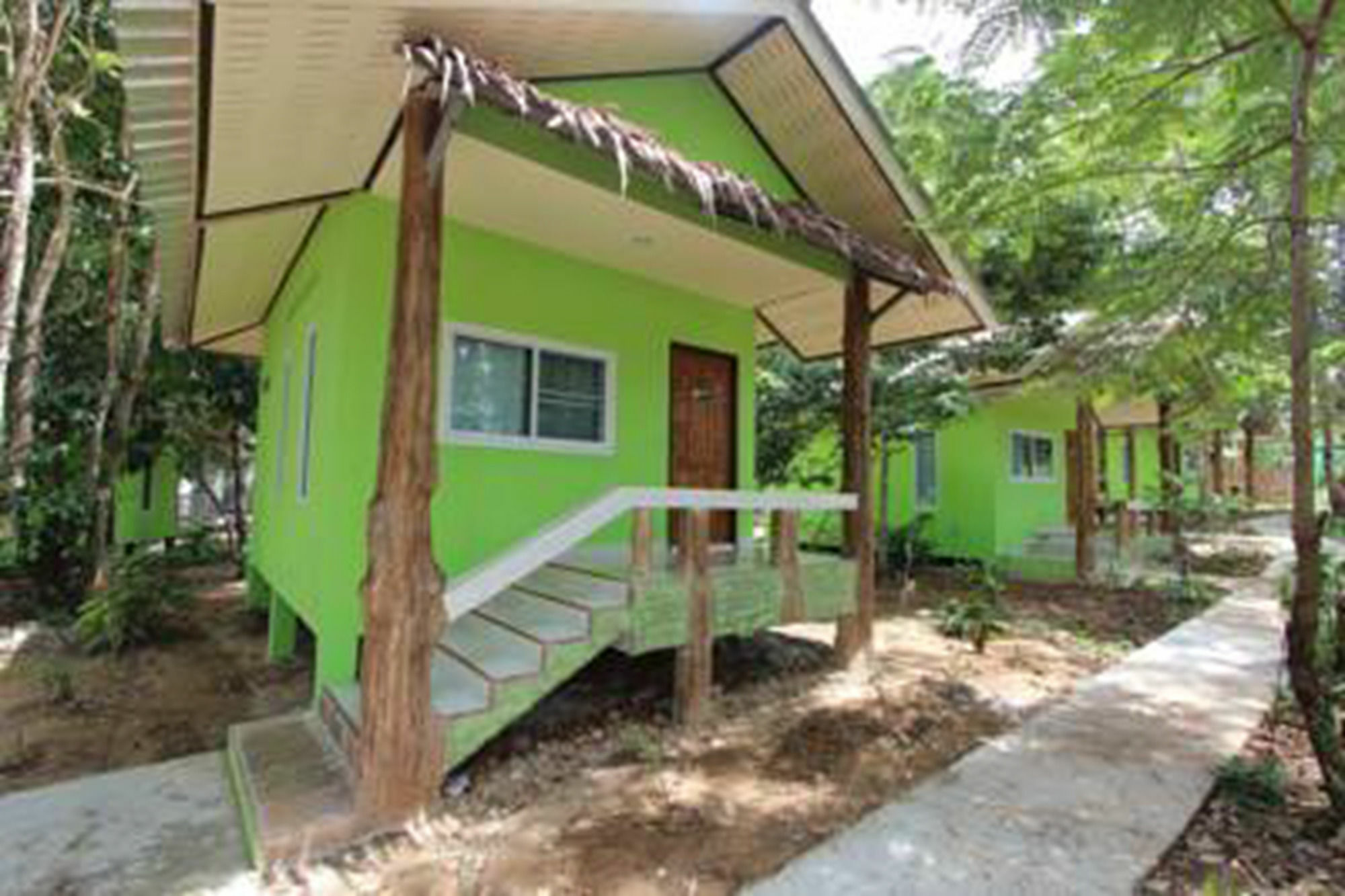 Resort Greentawan 2*