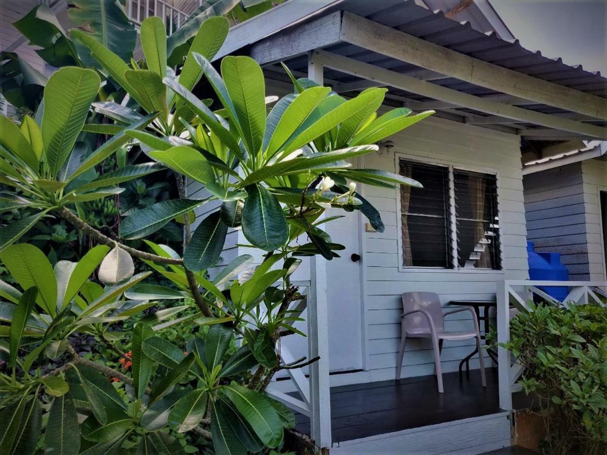 Lodge Uphill Phi Phi Don