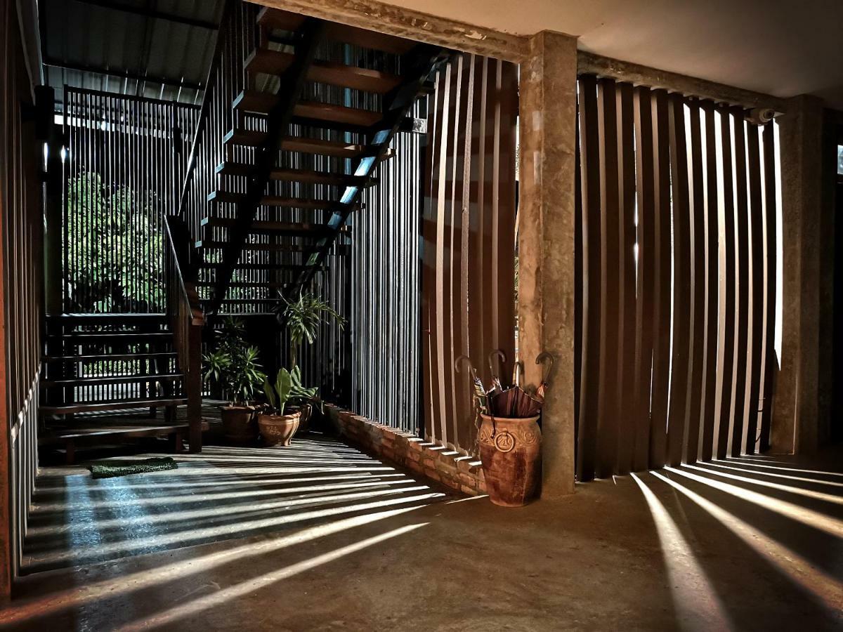 Guest house Tonmai Suites 2*