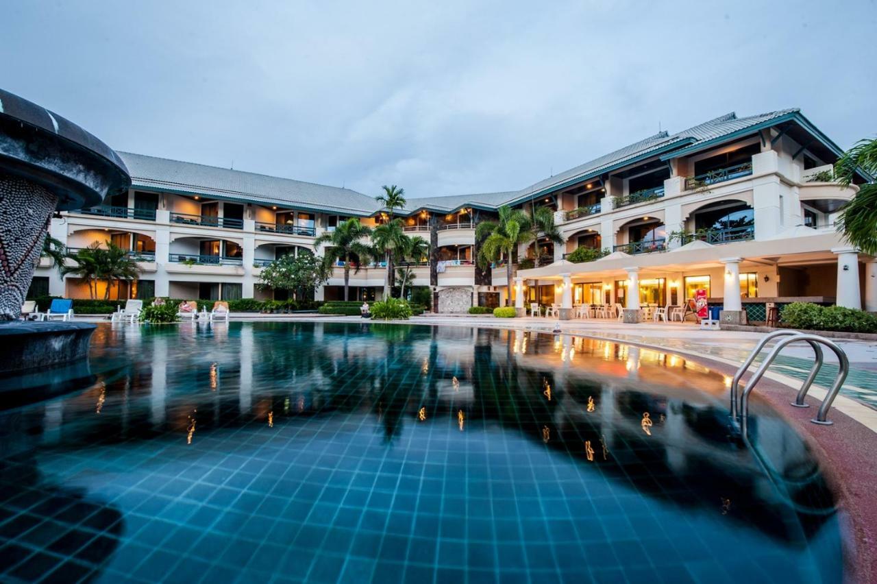 Island 3* Phi Phi Don