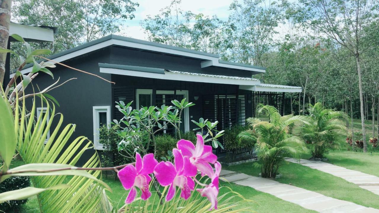 Resort The Herbal