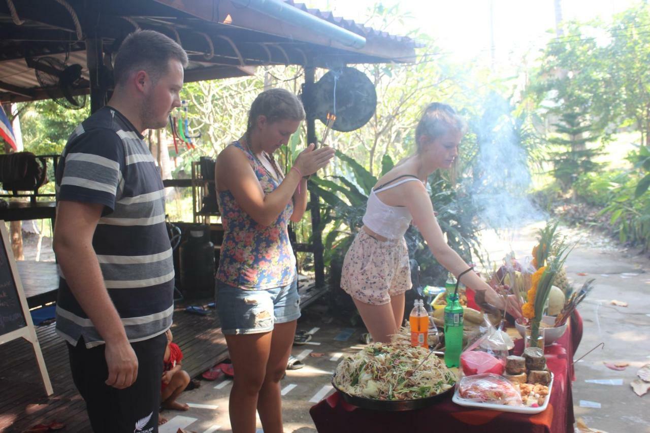 Hostel Black Wood Koh Tao