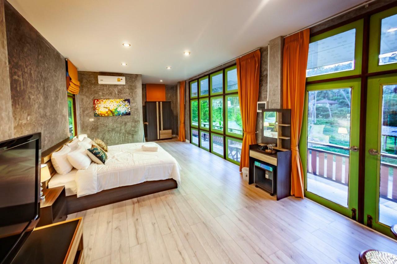 Tonmai Suites Koh Lanta