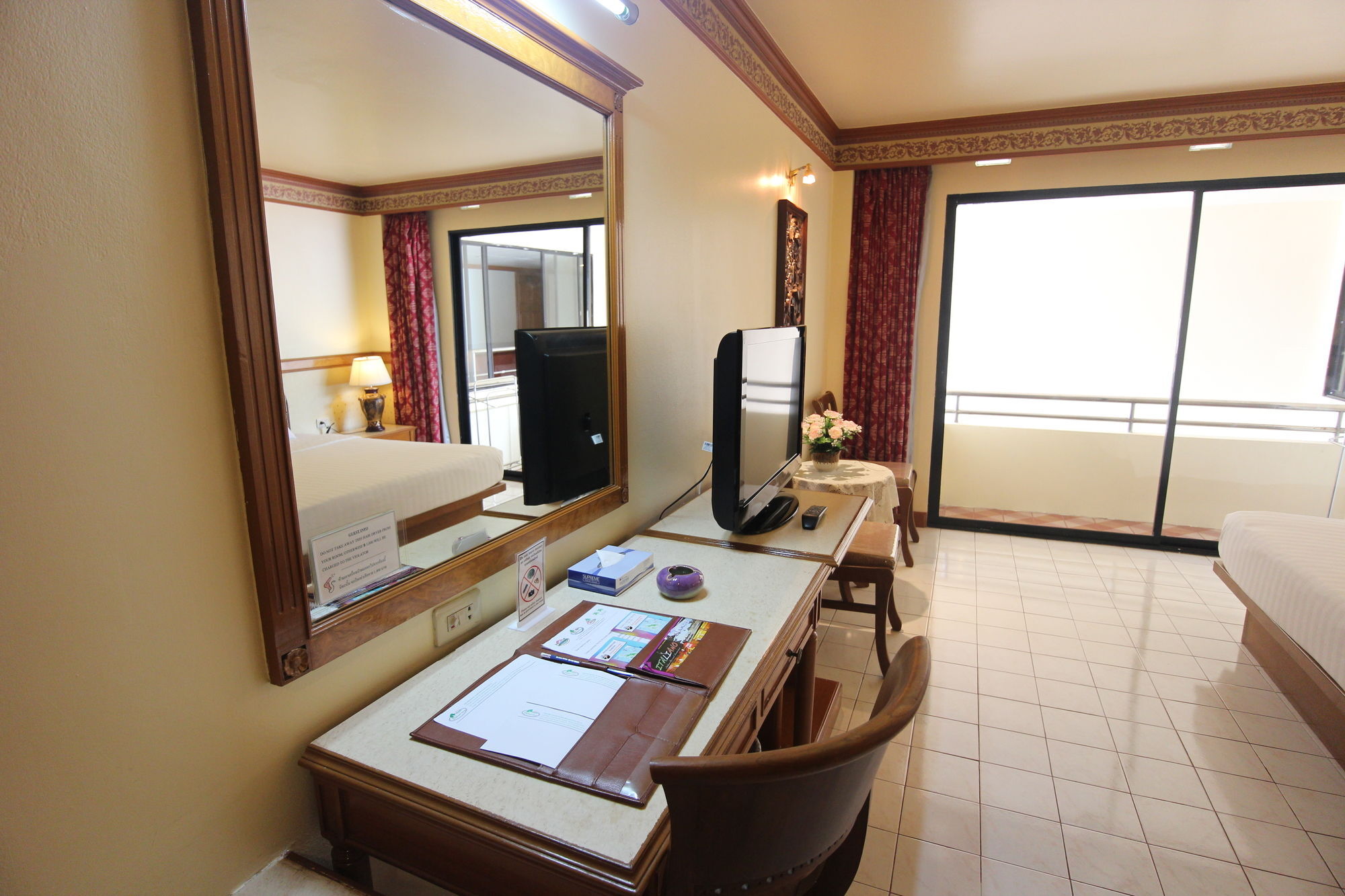 Phi Phi Hotel 3*