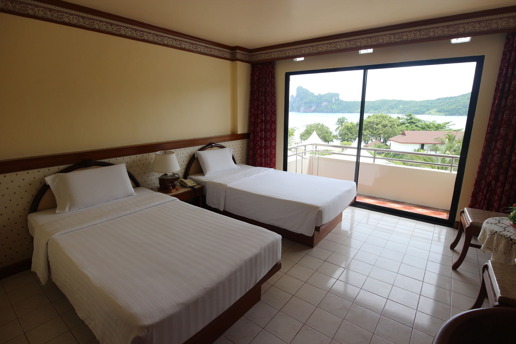 Hotel Phi Phi Hotel Phi Phi Don