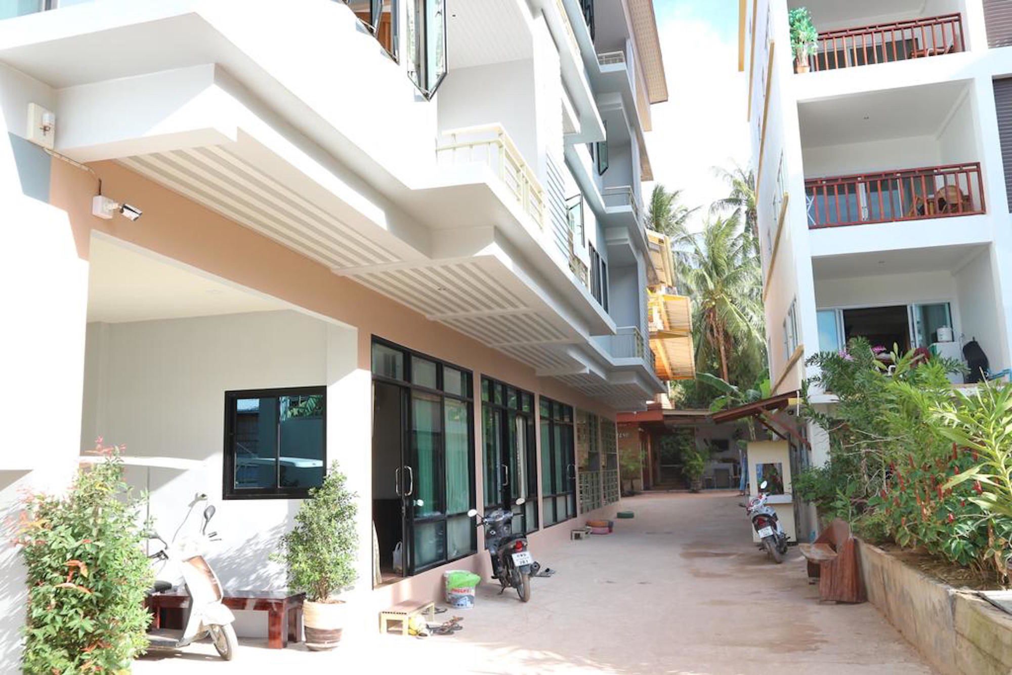 Living Chilled Hotel Koh Tao