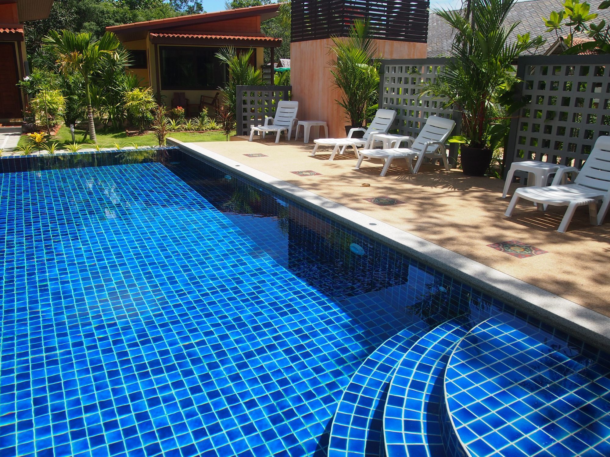 Resort At Bangsak 3*