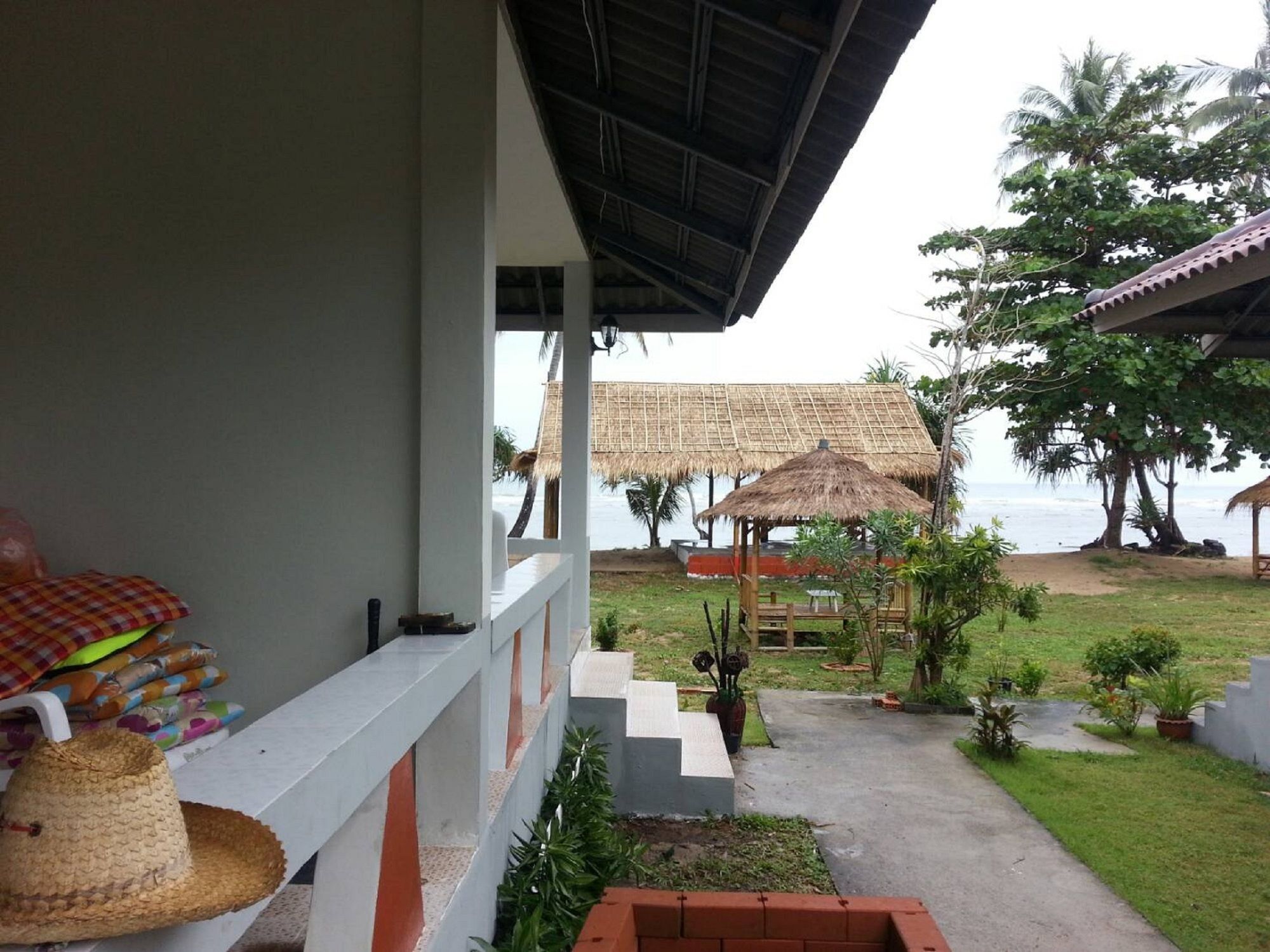 Lanta A&j Klong Khong Beach Resort 3*