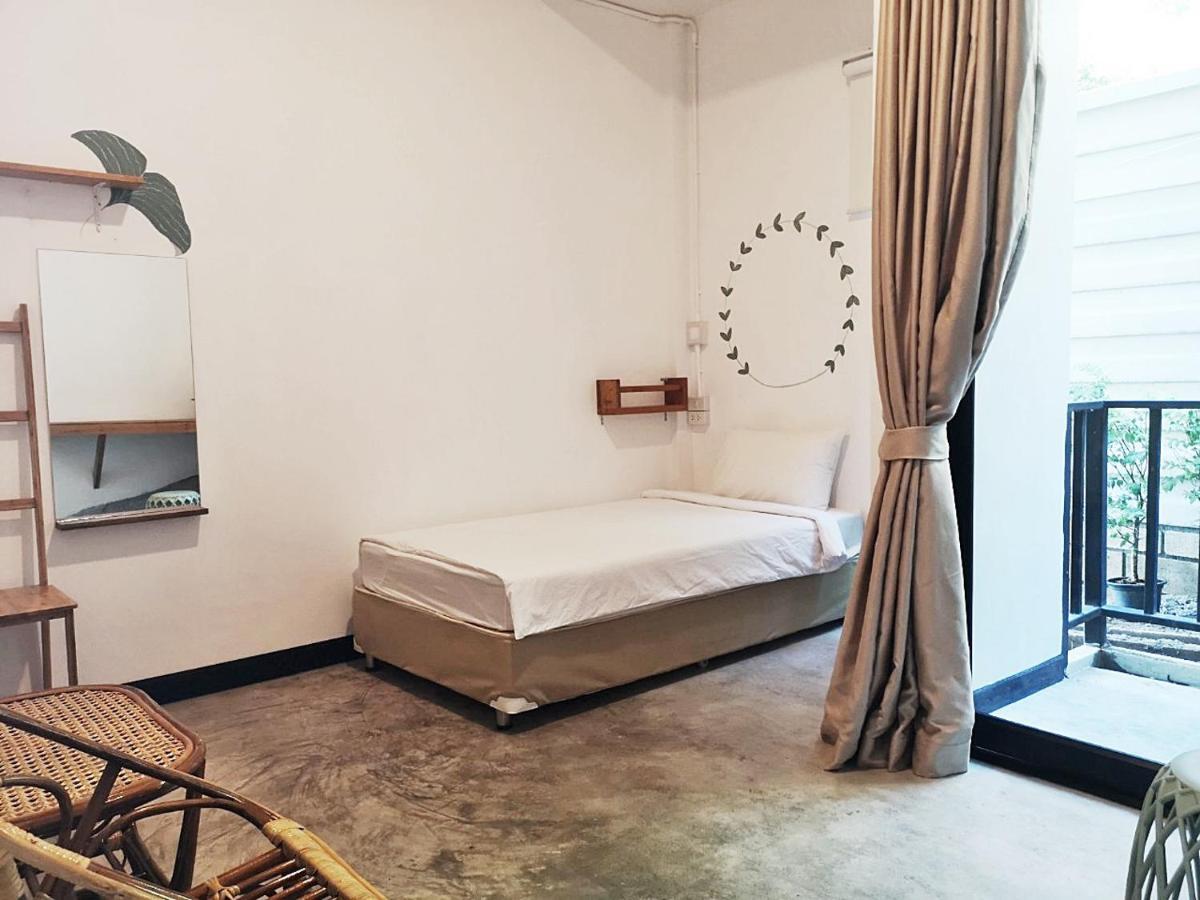 The Dearly Hostel-padi 5 Star Dive Koh Tao