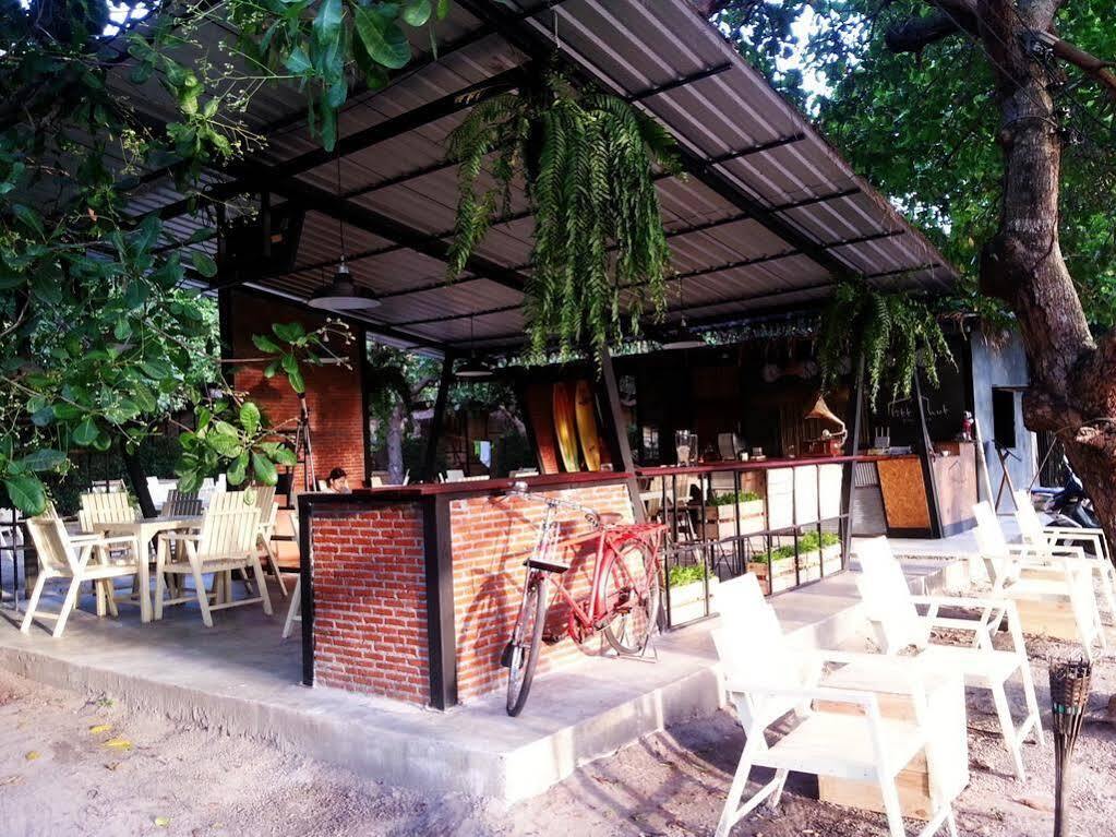 Resort Little Hut
