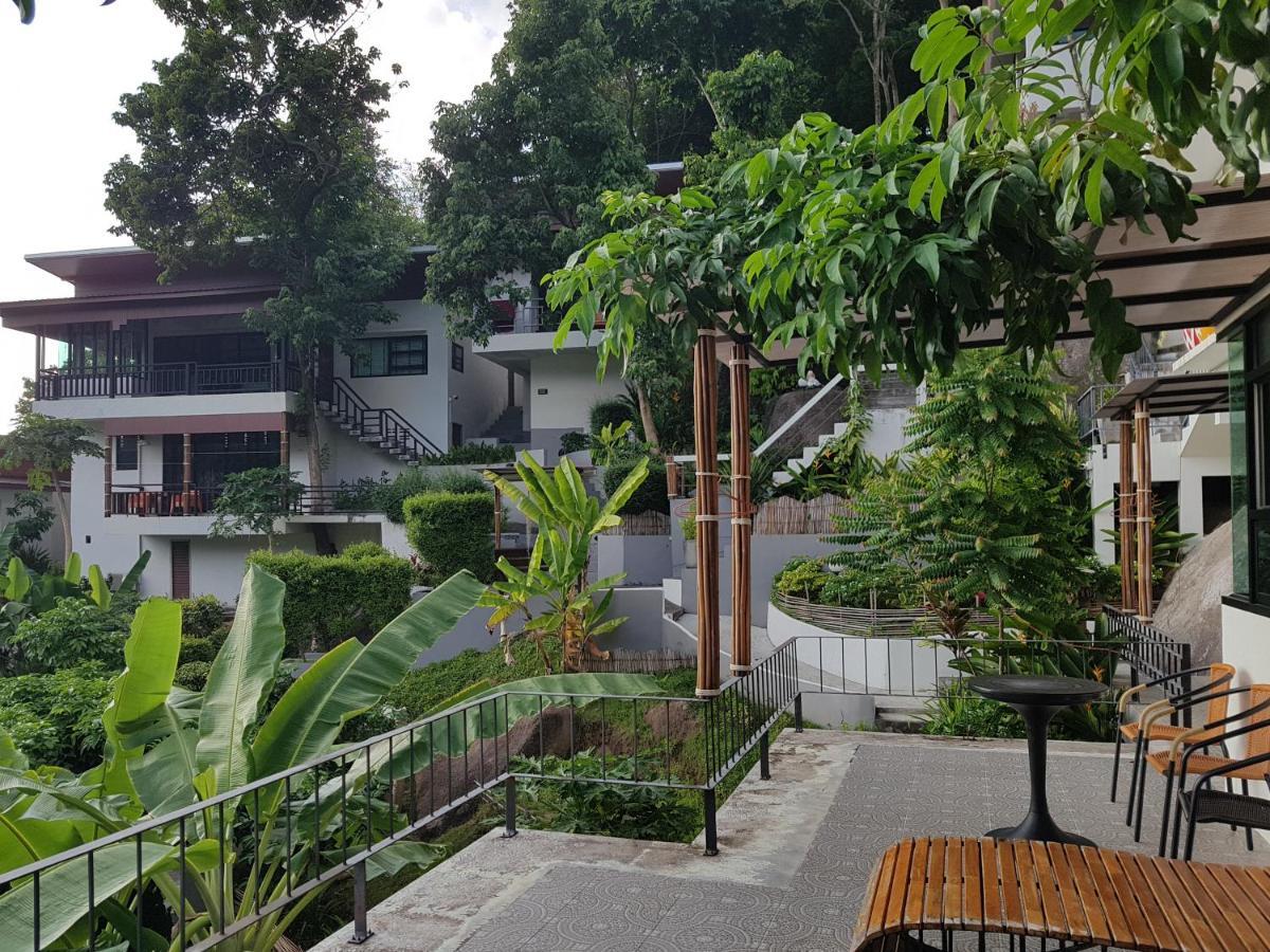 Balcony Villa