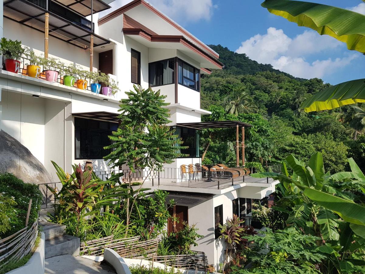 Balcony Villa