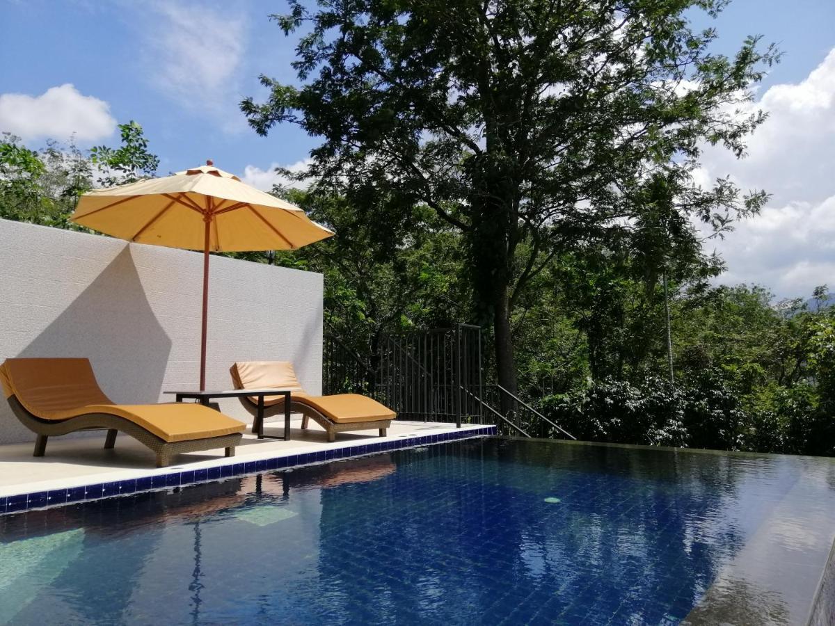 Villa Khaolak Blue Sky