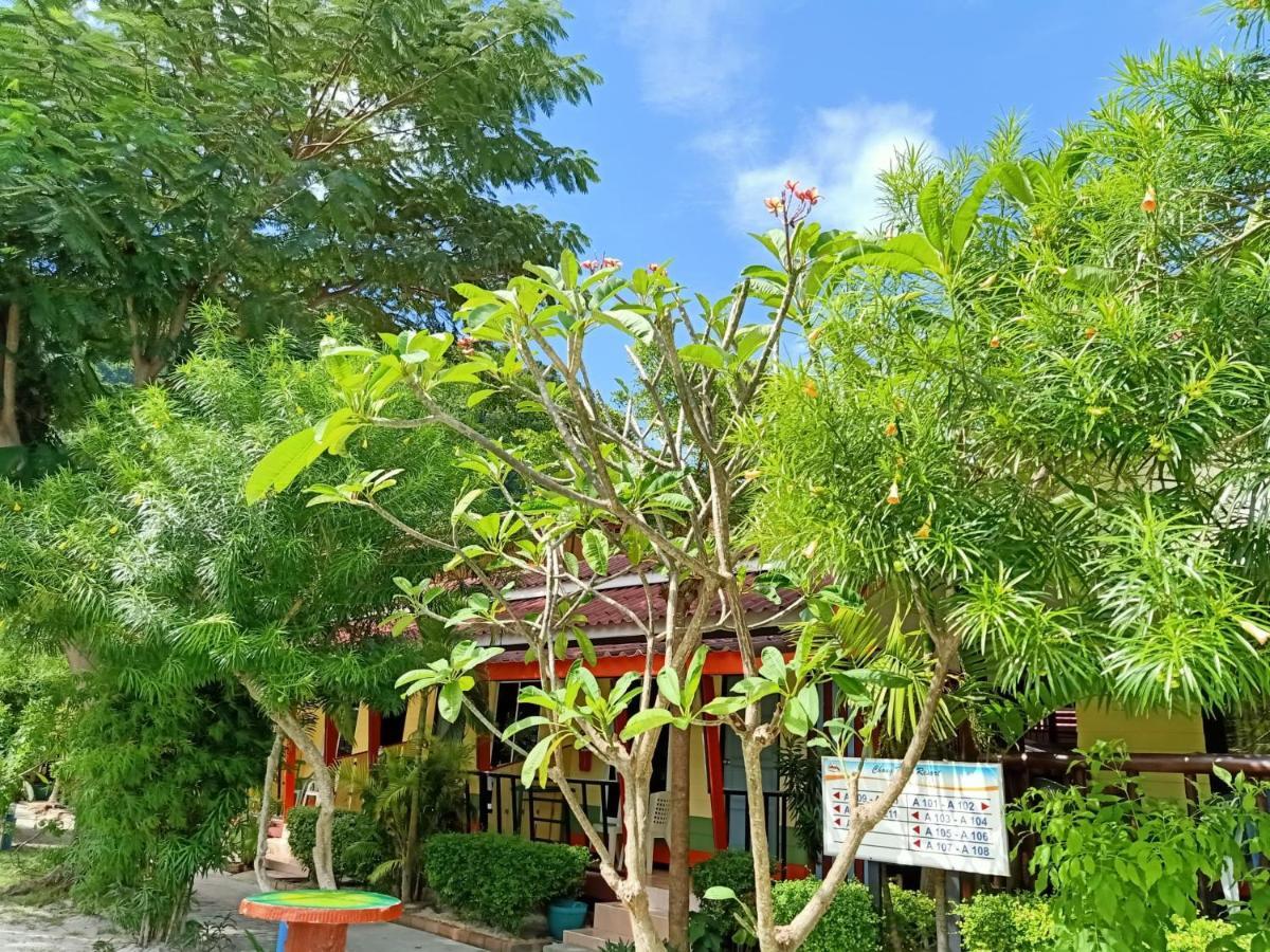 Chongkhao Resort- Island Phi Phi Don