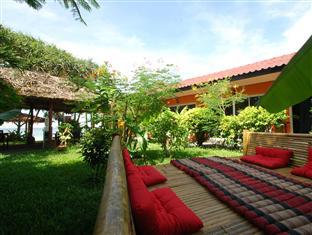 Nik's Garden Hotel 3*