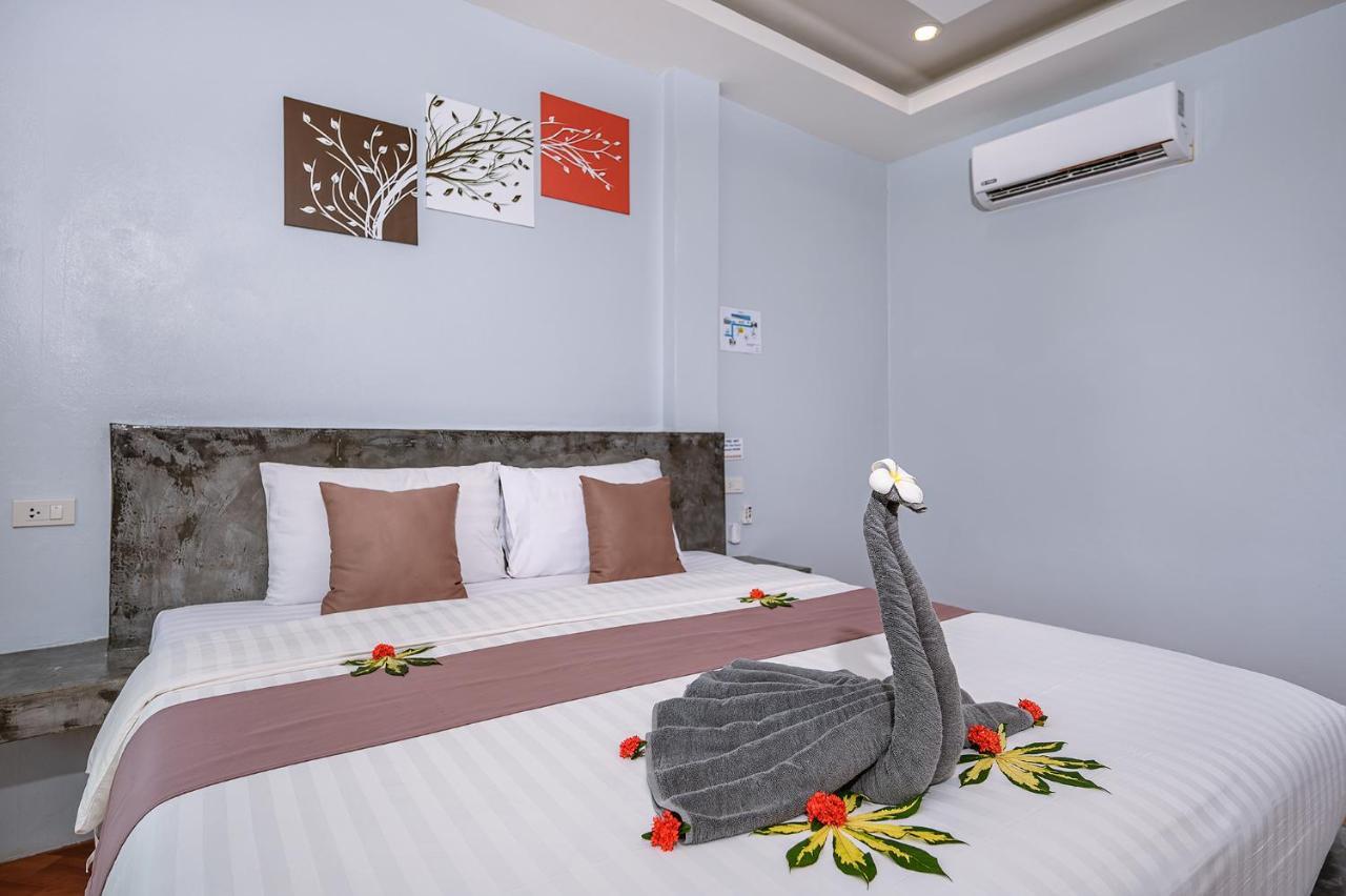 Hotel Baan Check In
