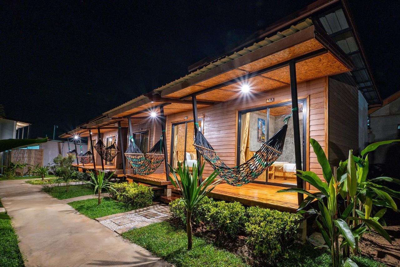 Baan Check In Hotel