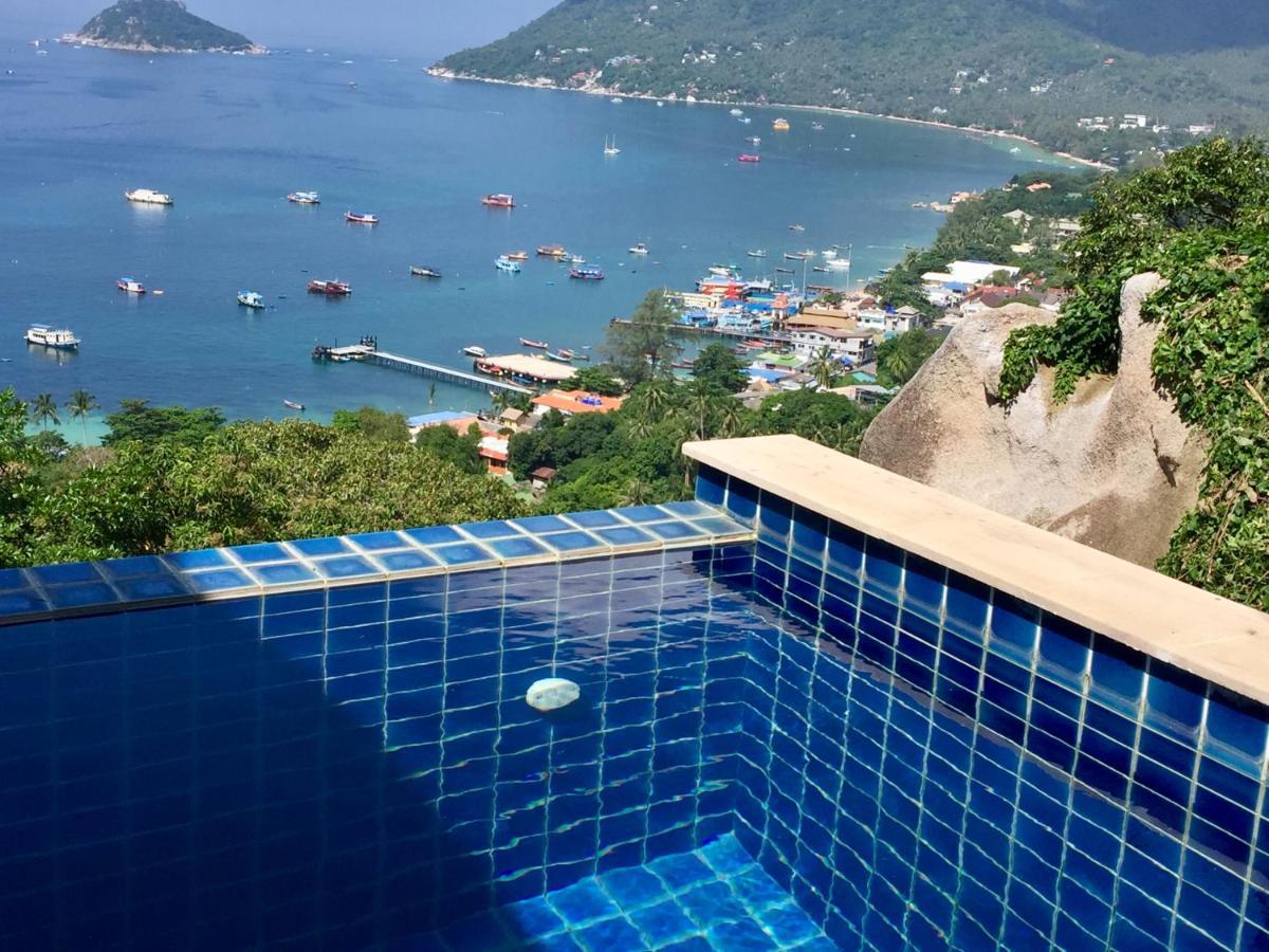 Ocean View Villa *