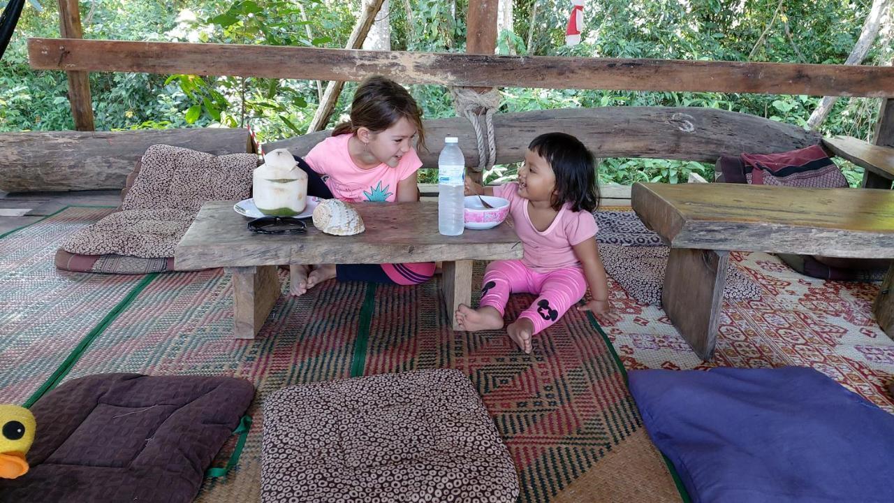 Sakai * Koh Lanta