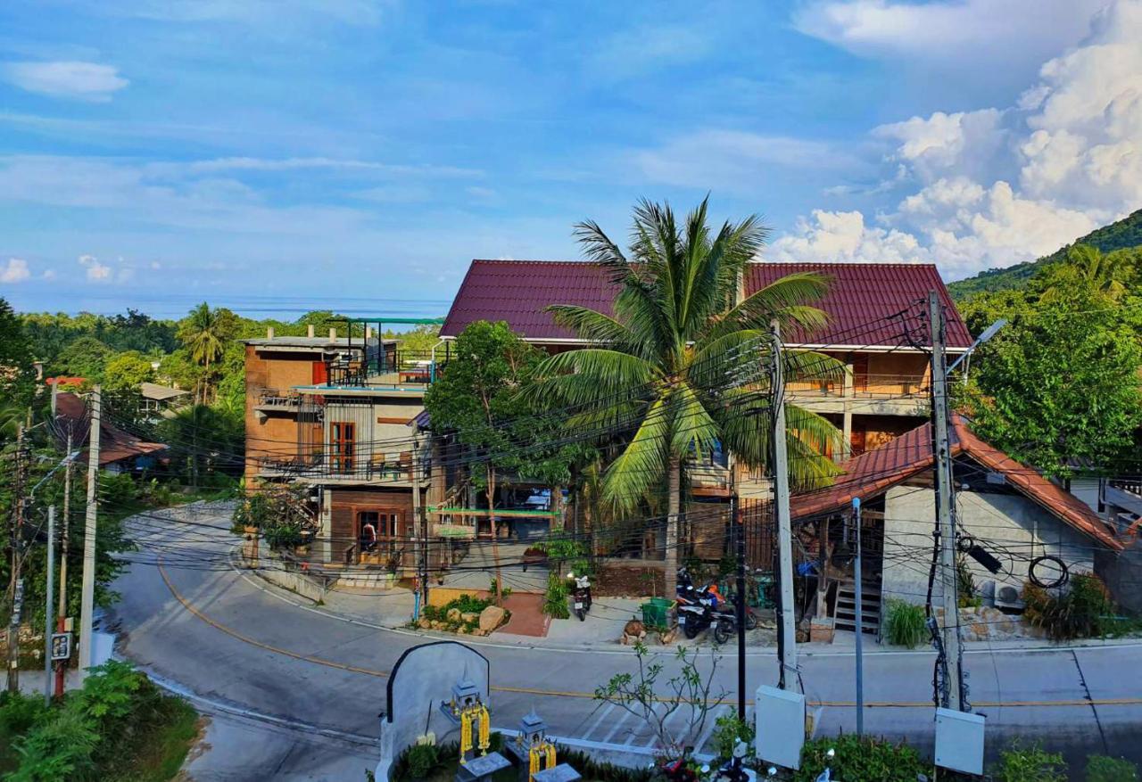 Life 2* Koh Tao