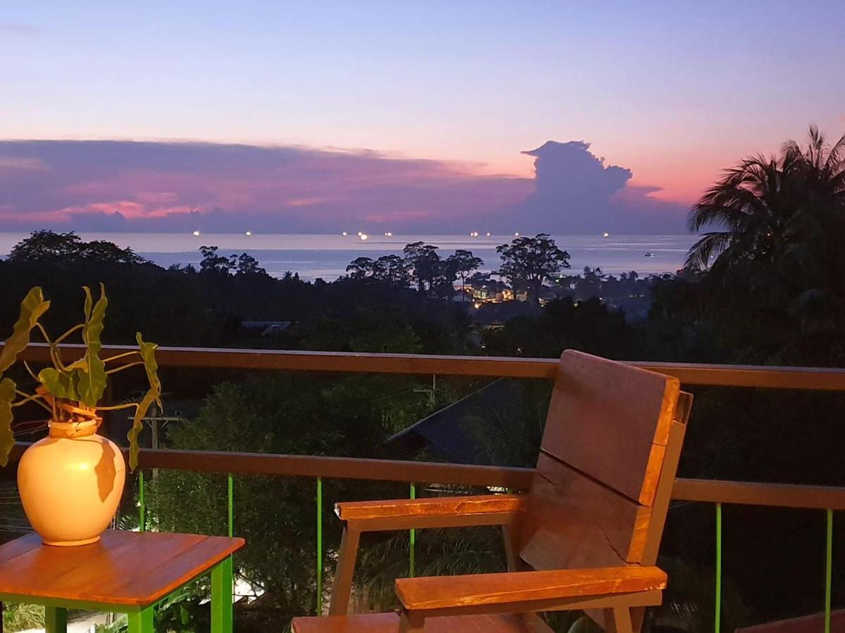 Life 2* Koh Tao