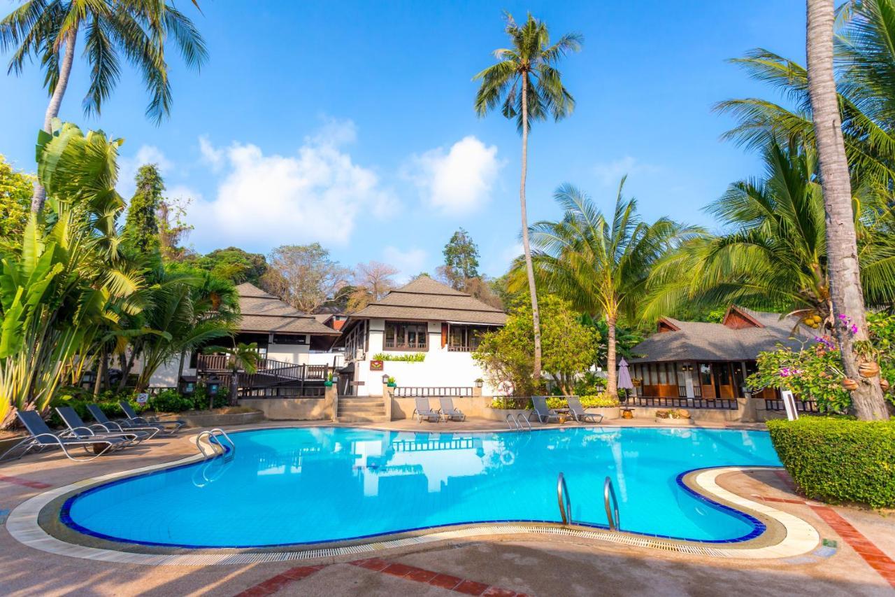 Resort, Leam Tong