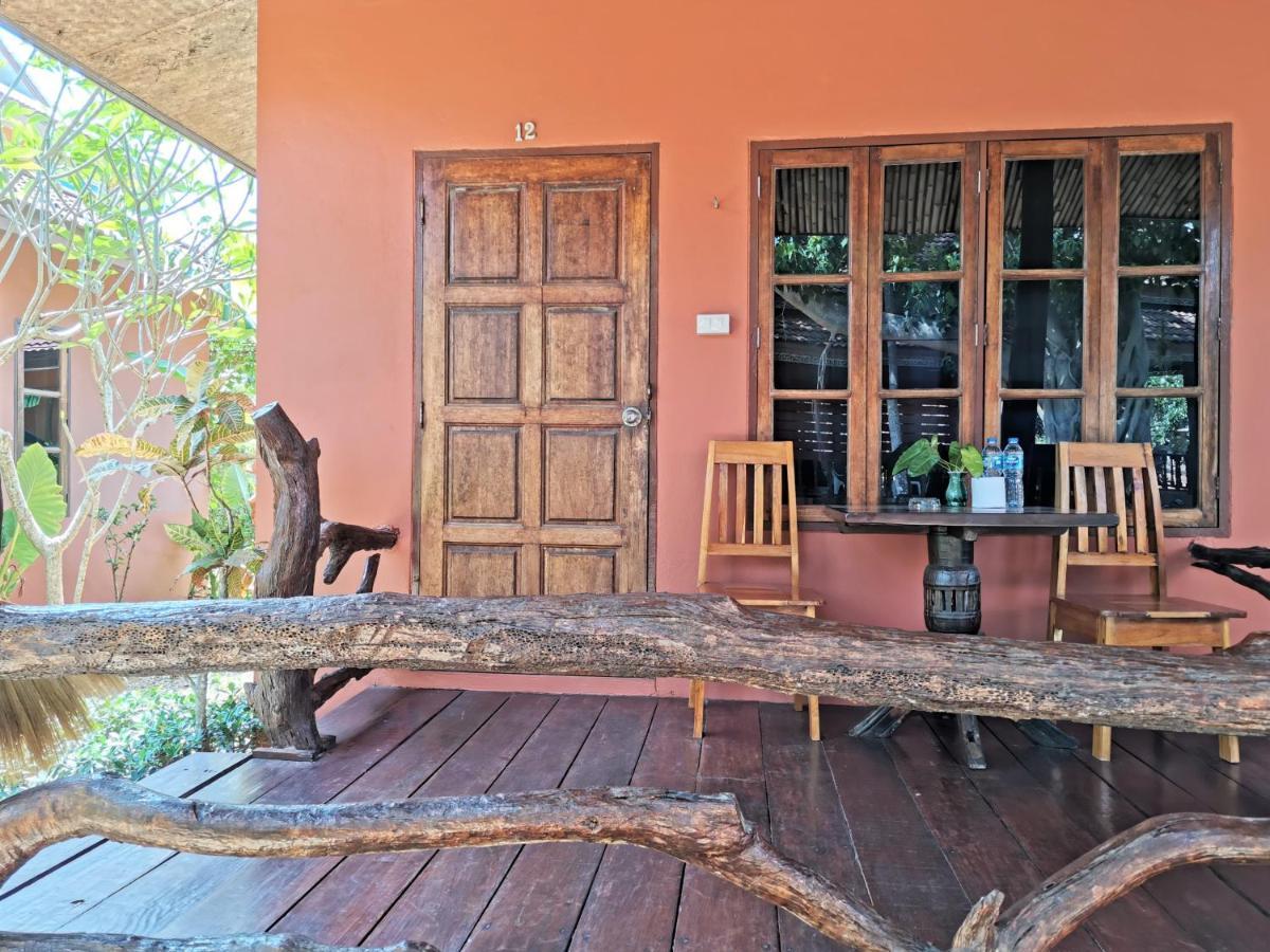 Resort Lanta White Rock Koh Lanta