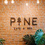 Pine Cafe\'&Bed