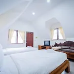 Taksina Garden Resort