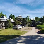 Bantunglom Resort