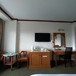 Sing Golden Place Hotel