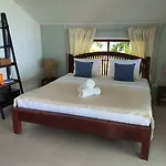Blue Bay Bungalow