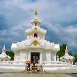 Pura Nakhon Hotel