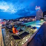 We Hotel At Sansabai