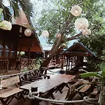 Ruennamyen Resort Amphawa