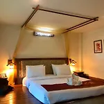 Ploy Resort