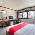 Oyo 859 Golden Land Hotel